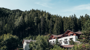 2017-hq_63a9302-ret.jpg 2017-hq_63a9302-ret.jpg